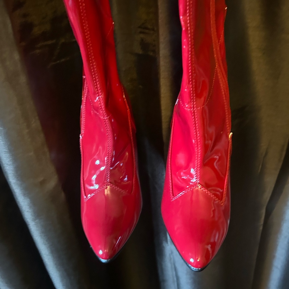 Red Patent Leather Thigh-High Boots - Picture 2 of 9